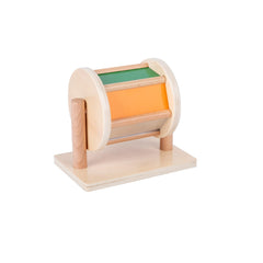 Adena Montessori tambor frontal mostrando forma y colores vivos que estimulan la mirada