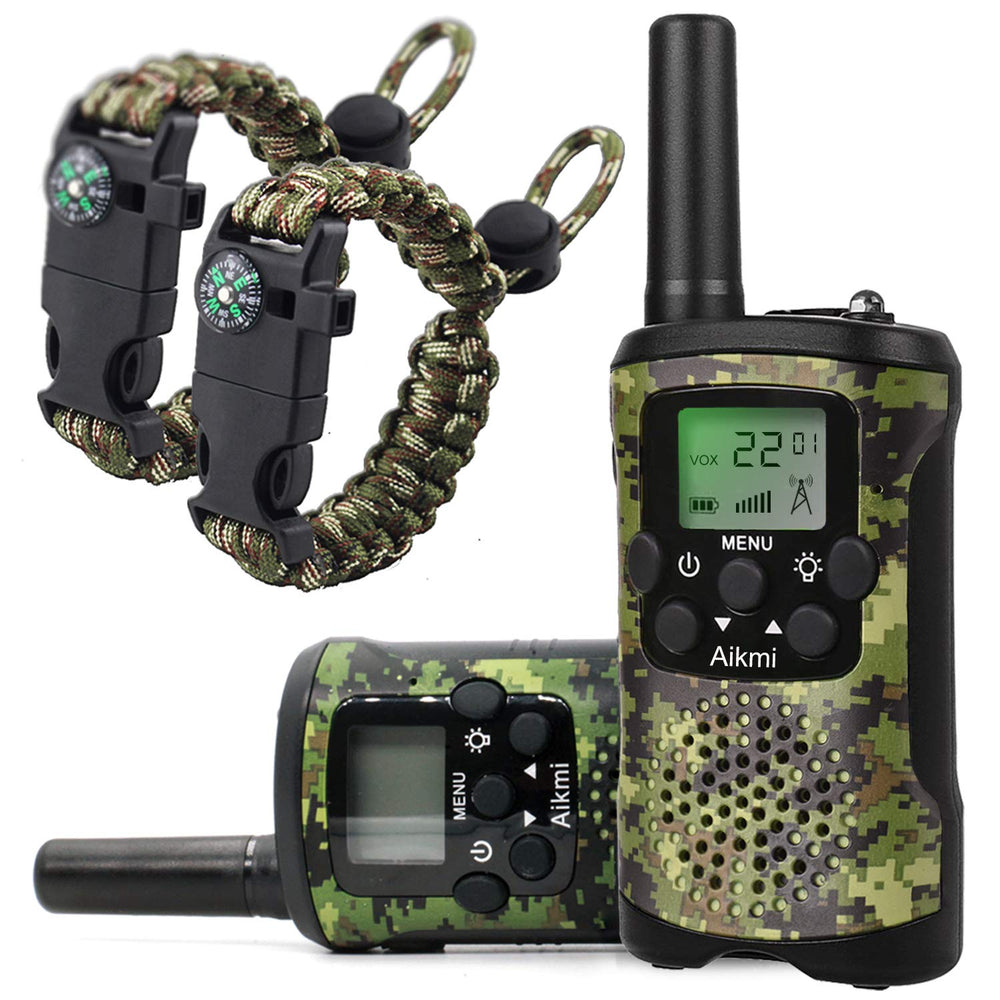 Aikmi frontal del pack con dos walkie talkies mostrando accesorios y beneficios de regalo