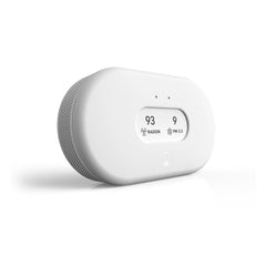 Airthings View Plus en una sala, monitoriza PM2.5 y CO2 para confort