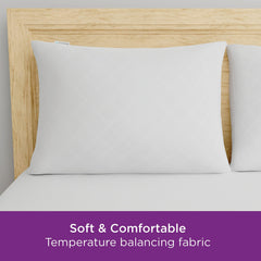 Aller-Ease funda completamente cerrada con cremallera protegiendo la almohada por completo