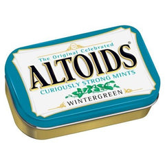 Altoids dentro de un bolso demostrando portabilidad y conveniencia