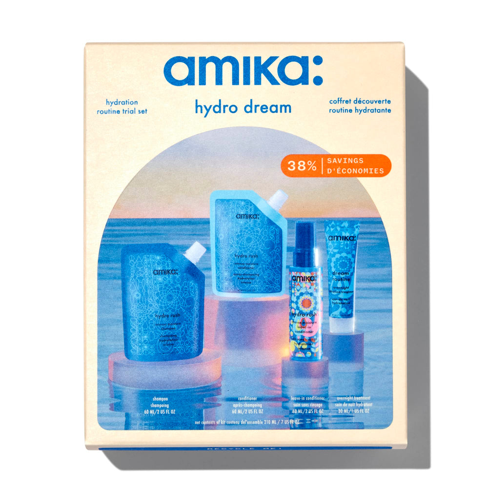 Amika presentación frontal del kit Hydro Dream con enfoque en viaje e hidratación