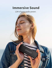 Anker Soundcore 2 textura de carcasa y botones resistente para uso exterior