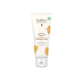 Babo Botanicals envase frontal mostrando diseño y uso para piel sensible