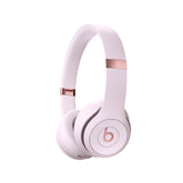 Beats Solo 4 frontal en Cloud Pink mostrando diseño y confort