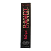Benefit envase frontal del producto mostrando diseño y volumen