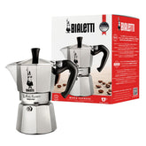 Bialetti Moka Express frente plateado mostrando su perfil icónico y rapidez de preparación