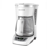 BLACK+DECKER cafetera CM1160W vista frontal con jarra grande y acabado blanco