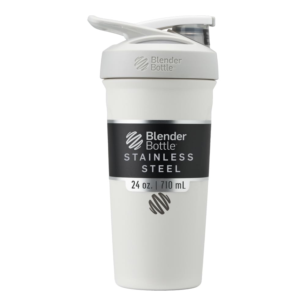 BlenderBottle vista frontal en blanco mostrando diseño y capacidad