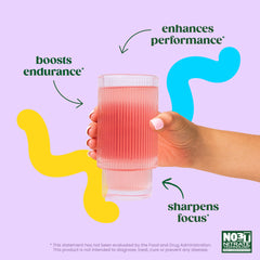 Bloom Nutrition bebida preparada en vaso, muestra energía antes de entrenar