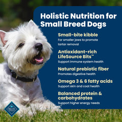 Blue Buffalo LifeSource Bits en primer plano conservando nutrientes antioxidantes