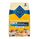 Blue Buffalo paquete frontal mostrando fórmula Healthy Weight y beneficio control de peso