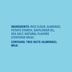 Primer plano de la textura crujiente de Nut-Thins con almendra, realza la ligereza
