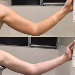 Bondi Sands espuma en brazo eliminando restos de autobronceador