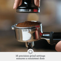 Breville Barista Express varilla de vapor texturizando leche para microespuma ideal