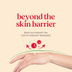 Burt's Bees textura cremosa en la mano para hidratación ligera