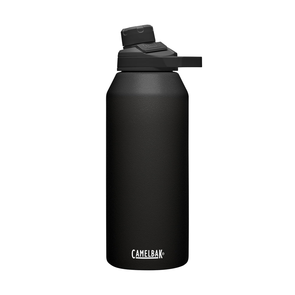 CamelBak vista frontal de la botella negra mostrando capacidad y diseño resistente