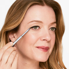Clinique Quickliner esponja difuminadora integrada detalle para lograr acabado ahumado