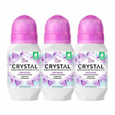 Crystal Essence roll-on frontal mostrando diseño práctico y protección sin olor