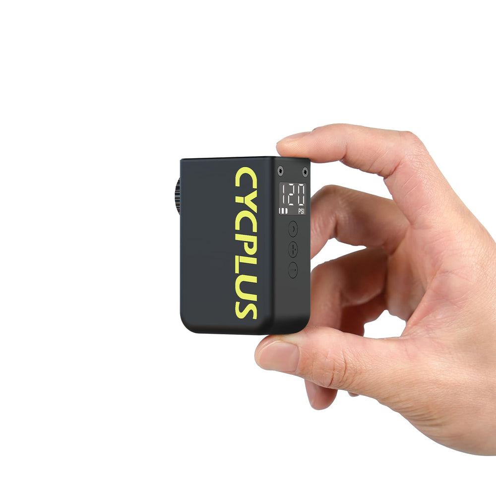 CYCPLUS AS2Ultra vista frontal mostrando su diseño compacto y fácil transporte