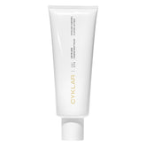 CYKLAR envase frontal del exfoliante corporal mostrando diseño y tamaño práctico
