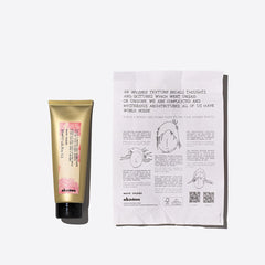Davines textura de la pasta en primer plano para ver maleabilidad