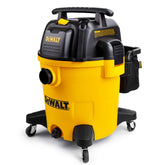 DEWALT vista frontal del equipo mostrando tanque y controles, facilita trabajo pesado