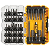 DEWALT estuche ToughCase frontal mostrando organización y durabilidad