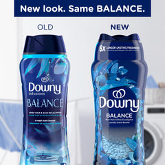 Downy perlas perfumantes en primer plano con textura visible