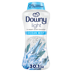 Downy envase frontal Ocean Mist mostrando diseño y tamaño conveniente