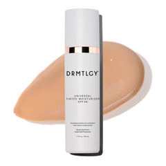 DRMTLGY envase frontal del hidratante con color mostrando el diseño y facilidad de uso