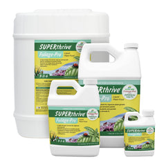 Dyna-Gro Foliage-Pro líquido claro demostrando fácil mezcla y absorción