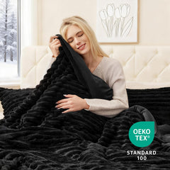 EXQ Home edredón colocado en cama, apariencia acogedora