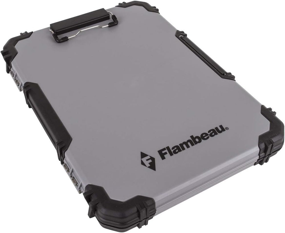 Flambeau portapapeles frontal mostrando la superficie resistente y beneficio de escritura estable