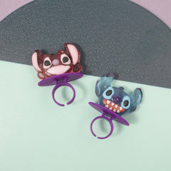 Flix Candy anillo Stitch primer plano mostrando textura del caramelo, atractivo visual