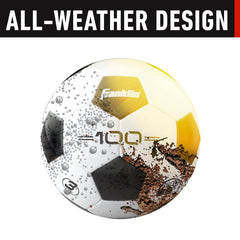 Franklin Sports balón en mano para comparar tamaño y ver la talla 3 adecuada para niños