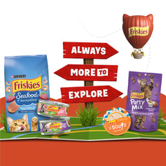 Gato disfrutando Friskies Lil' Gravies, reacción positiva y sabor