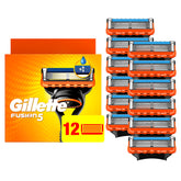 Gillette Fusion5 empaque frontal mostrando las 12 cuchillas y beneficios