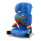 Hot Wheels x Graco vista frontal del asiento elevador, protección y estilo