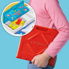 Hasbro Operation primer plano de piezas grandes y fáciles de manipular