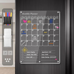 IDEATECH vista frontal del calendario acrílico con organización mensual, mejora el orden