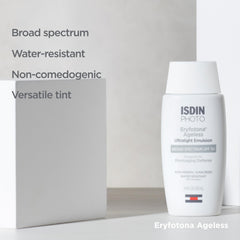 ISDIN tamaño del envase 3,4 fl oz junto a objetos para escala y portabilidad