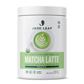 Jade Leaf Matcha tarro frontal mostrando etiqueta y tamaño para uso diario