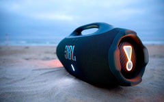 JBL Boombox 4 primeros planos de woofers con graves profundos