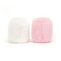 Jellycat detalle de la cinta satinada rosa que une los dos malvaviscos y añade encanto