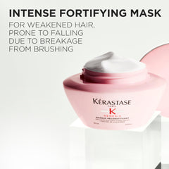 KÉRASTASE textura cremosa de la mascarilla mostrando hidratación intensa