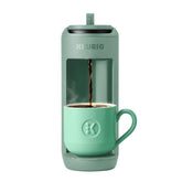 Keurig K-Mini Mate vista frontal mostrando tamaño compacto y acceso rápido