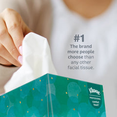 Kleenex en mostrador de recepción proyectando imagen profesional
