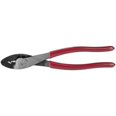 Klein Tools vista frontal de la pinza 1005 mostrando diseño profesional