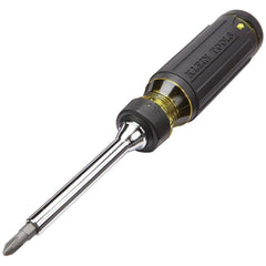 Klein Tools vista frontal del destornillador 15 en 1 y su estuche integrado